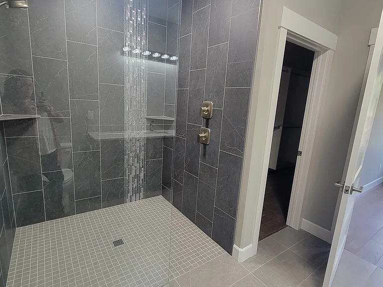 13980 N Rainier Loop — Photo 8