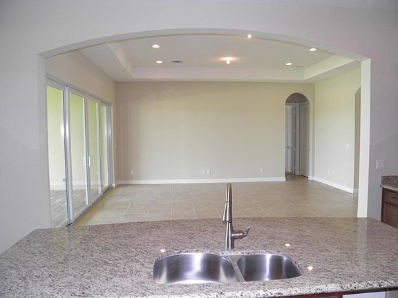 4th image of 12125 SW Aventino Dr