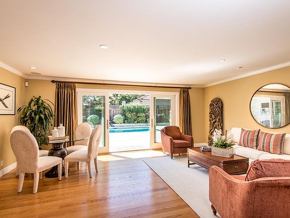 3rd image of 1546 Canterbury Way