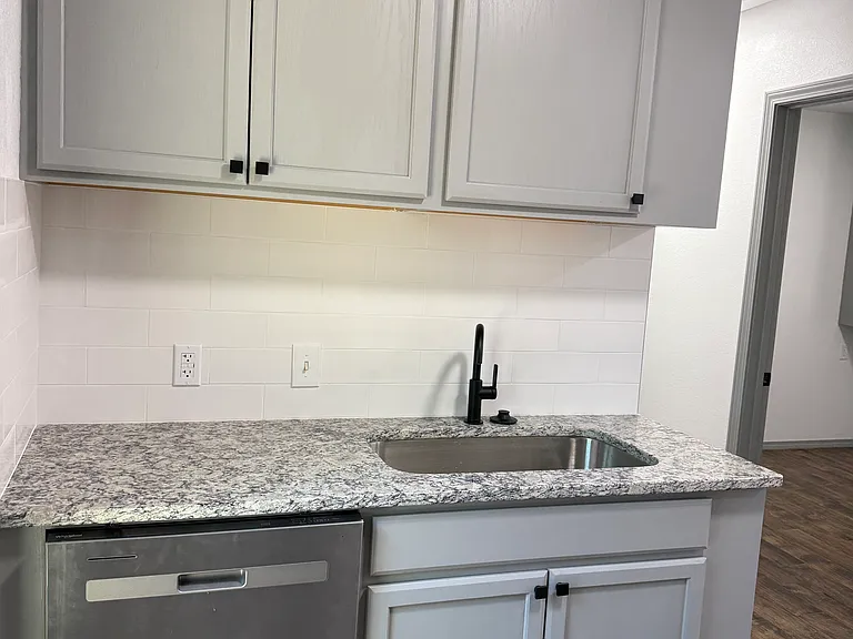2310 NW 19th St #1/2 — Photo 13