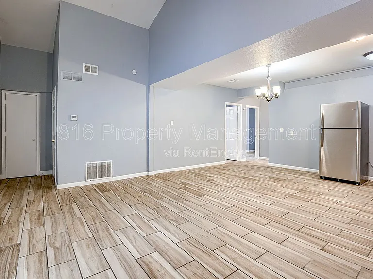 6901 Jackson Ave #6903 — Photo 8