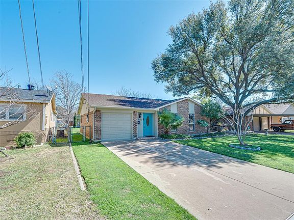 2nd image of 3149 Olive Pl