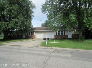2006 Ontario Dr, Janesville, WI 53545