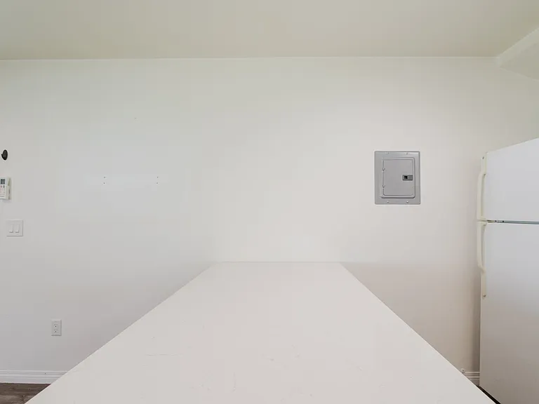10327 Hillhaven Ave #1/2 — Photo 13