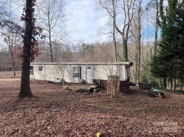 139 Pleasant Hill Rd, Marion, NC 28752