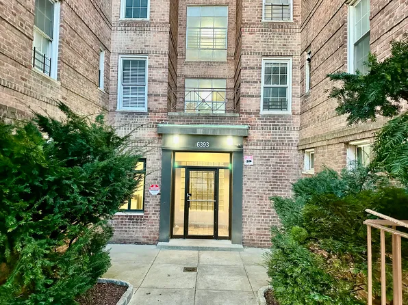 63-93 Woodhaven Boulevard image 2 of 9