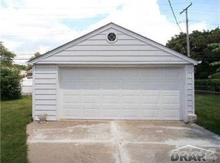 14840 Meyer Ave, Allen Park, MI 48101