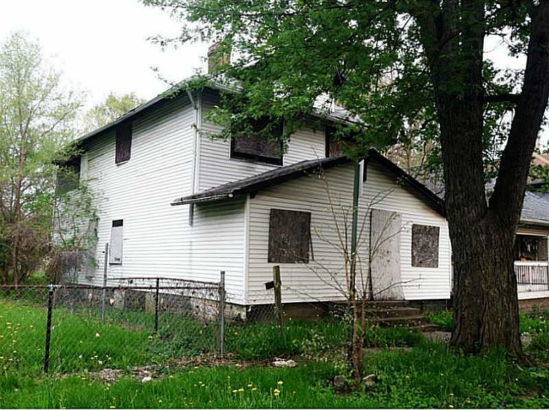 1st image of 413 N Tacoma Ave