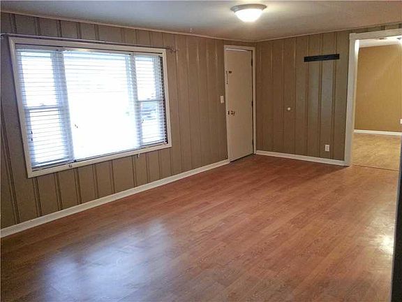 2nd image of 4972 State Road 46 E