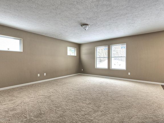 3rd image of 1883 Nightingale Dr