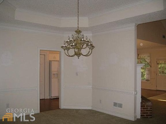 5th image of 7532 Livingston Dr