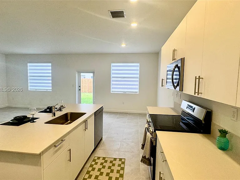 19478 SW 340th St — Photo 17