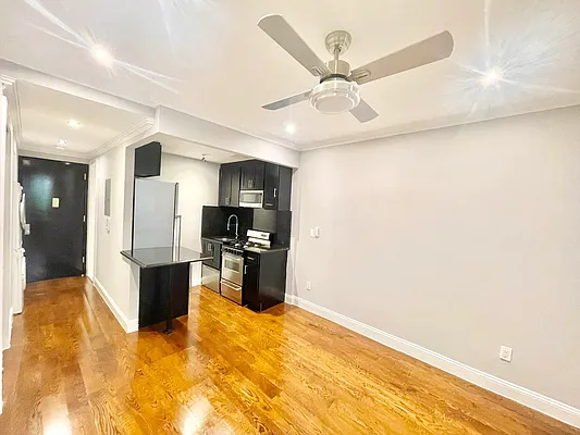 Rented by Century 21 Premier  | media 22