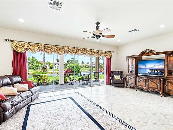 5th image of 14809 Canton CT