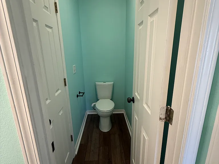 5153 Victoria Dr — Photo 29