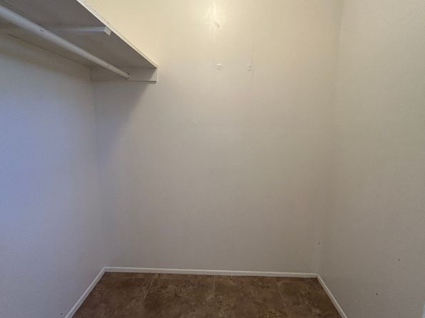 Campus area rental source photo 4