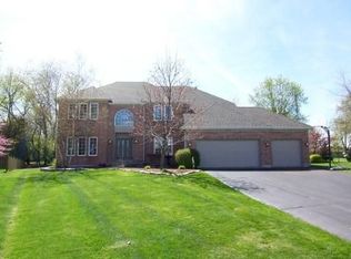 1121 Southridge Trl, Algonquin, IL 60102