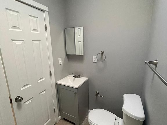 2nd image of 2206 Bryant Ave #3
