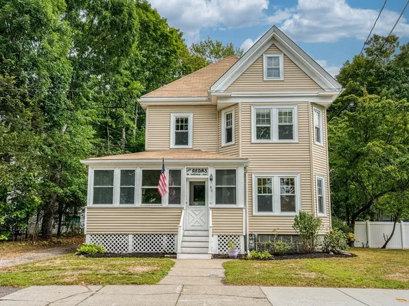 80 Oakdale Ave, Dedham, MA 02026