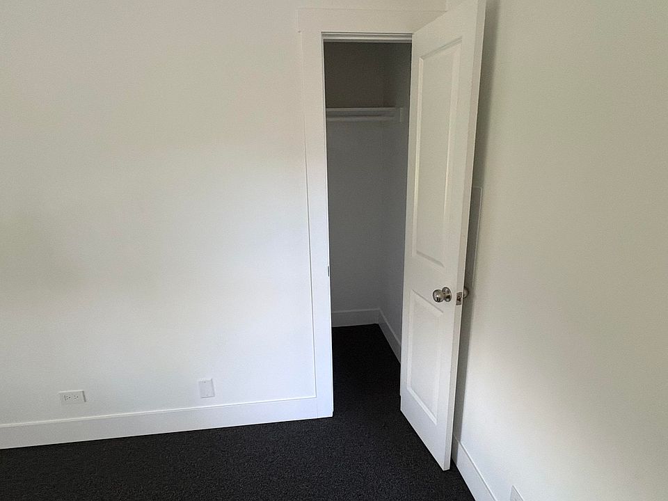 1st image of 2836 Minnesota Ave APT 3E