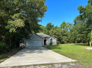1213 Spruce St, Ocean Springs, MS 39564