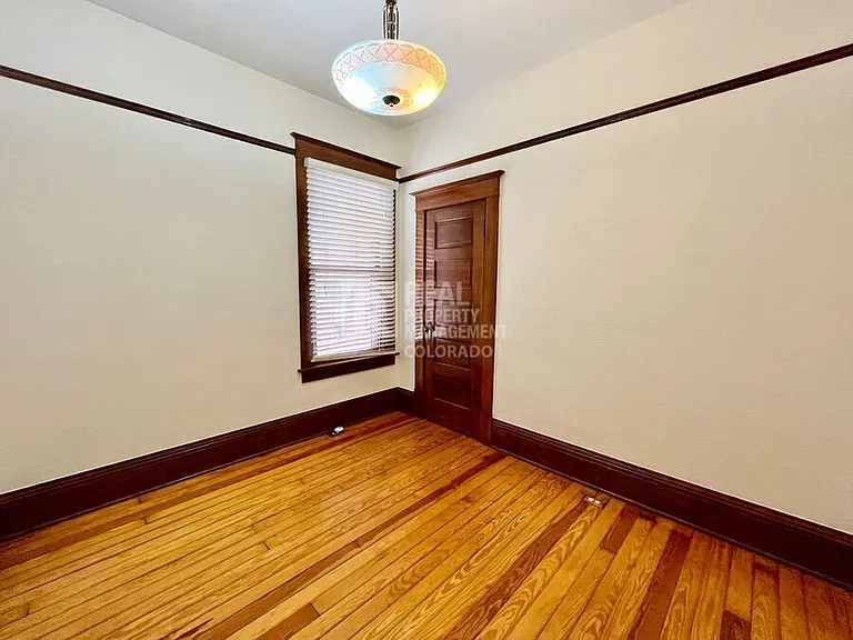 1412 S Grant St — Photo 10