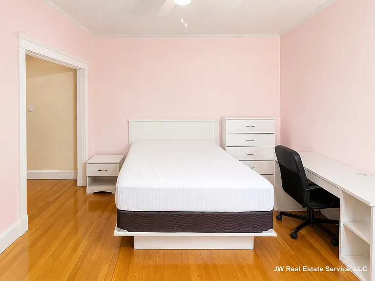 1945 Commonwealth Ave #66 — Photo 4