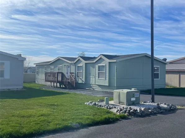 3010 W Peninsula Drive #134, Moses Lake, WA 98837