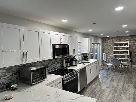 5th image of 9960 NW 51st Ln