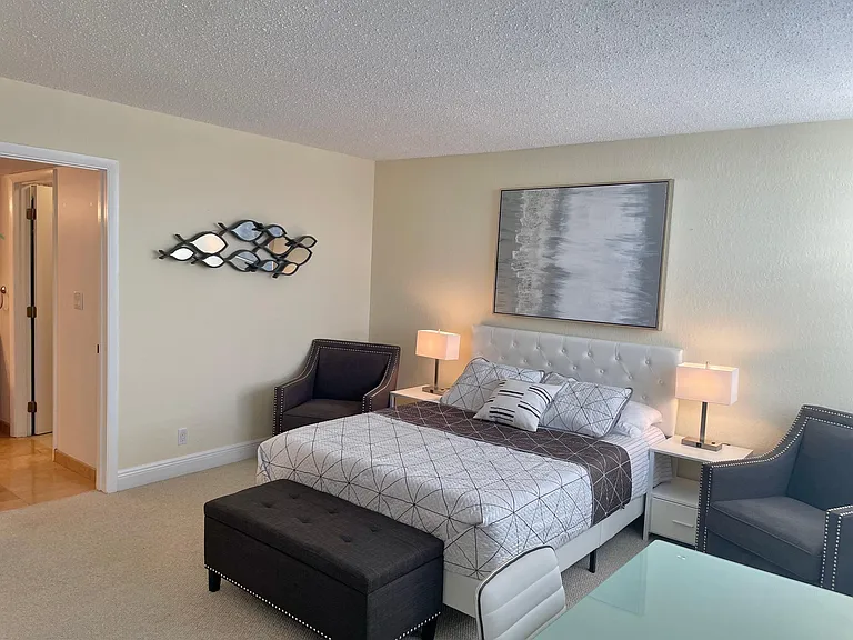 2881 NE 33rd Ct #6F — Photo 23