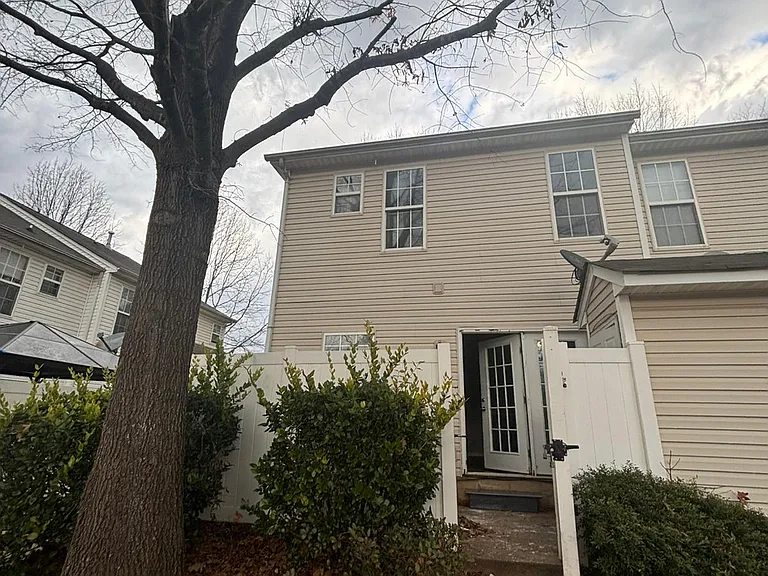 1230 Rocket Ln — Photo 12