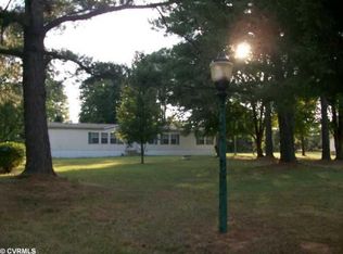 15340 Wright Rd, Amelia Court House, VA 23002