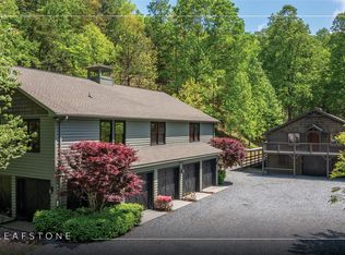 1285 Leafstone Cir, Sylva, NC 28779
