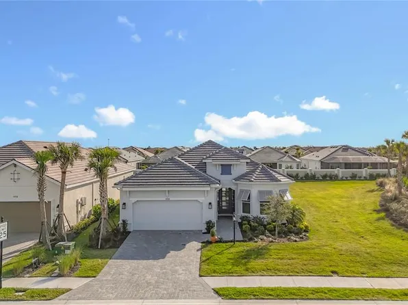 16306 Isola Pl, Lakewood Ranch, FL 34211