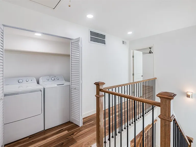 7155 Fair Oaks Ave #22 — Photo 23