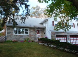6 Stephen Ct, Montclair, NJ 07043