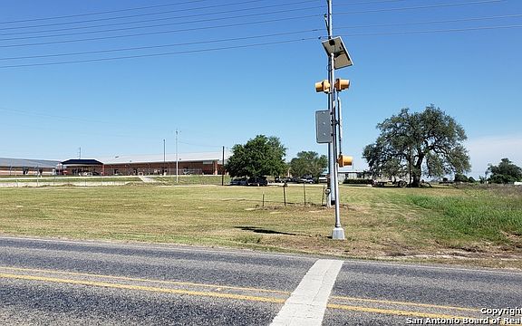 2nd image of 15101 Fm 775
