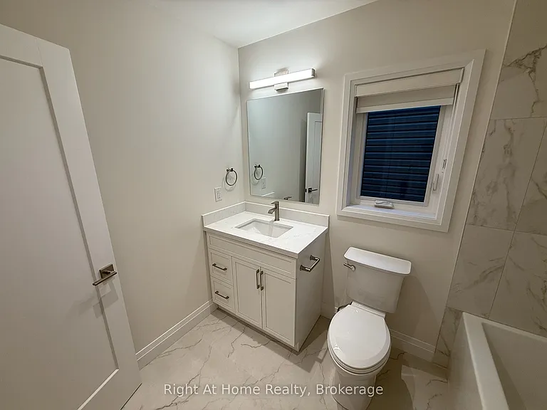 576B Guelph St — Photo 19