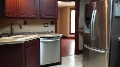 213 E Fulton St Photo 1