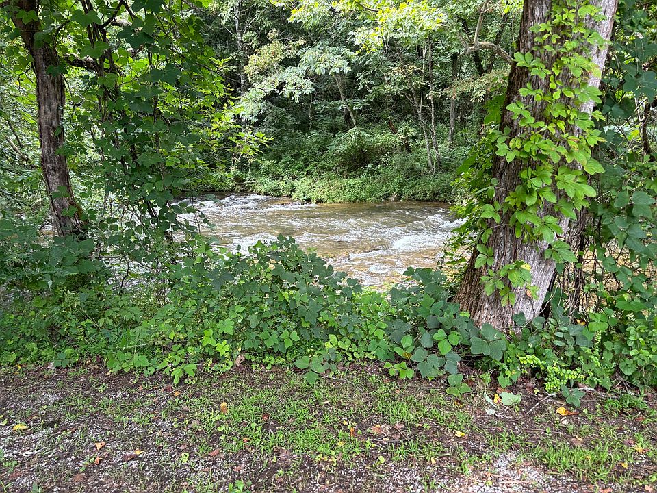 2nd image of 255 Padgett Mill Rd