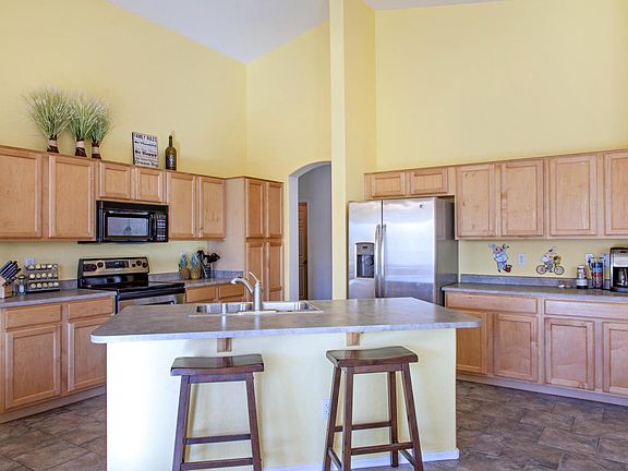 5th image of 3157 E Kingbird Pl