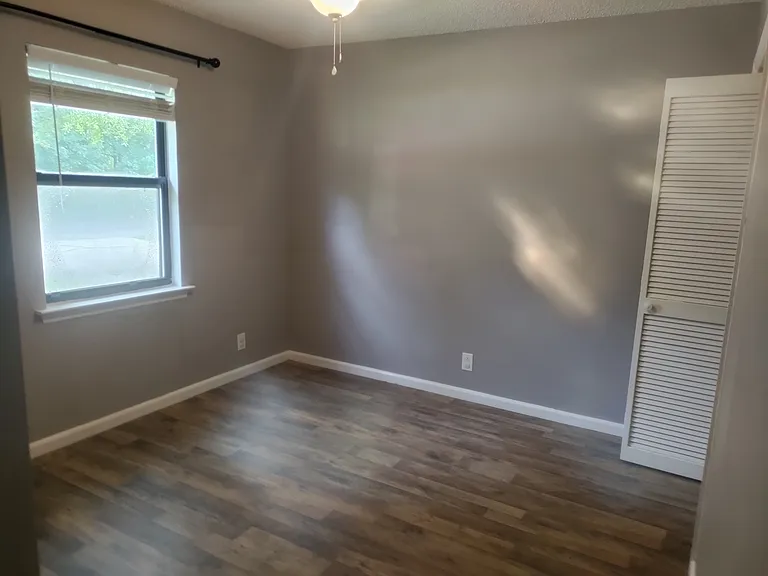 169 E Lakemont Dr #B — Photo 11