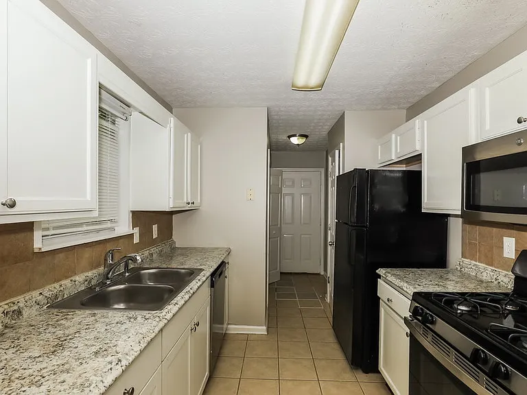 50 Wake Rd — Photo 7