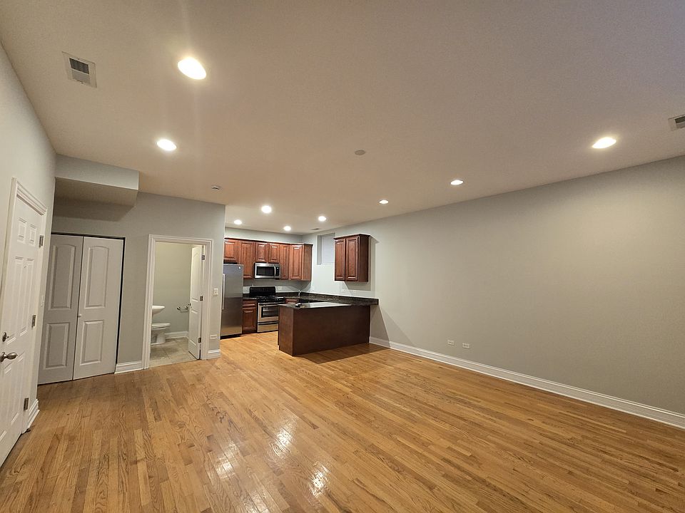 1st image of 3829 N Kedzie Ave #2S