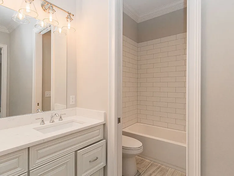 437 Sanders St #3 — Photo 9