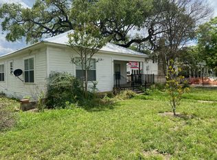 10 County Road 279, Liberty Hill, TX 78642