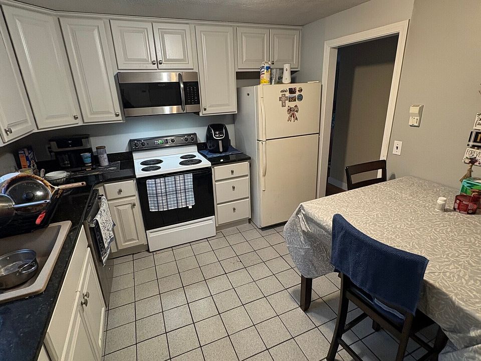 1st image of 92 Sylvia St