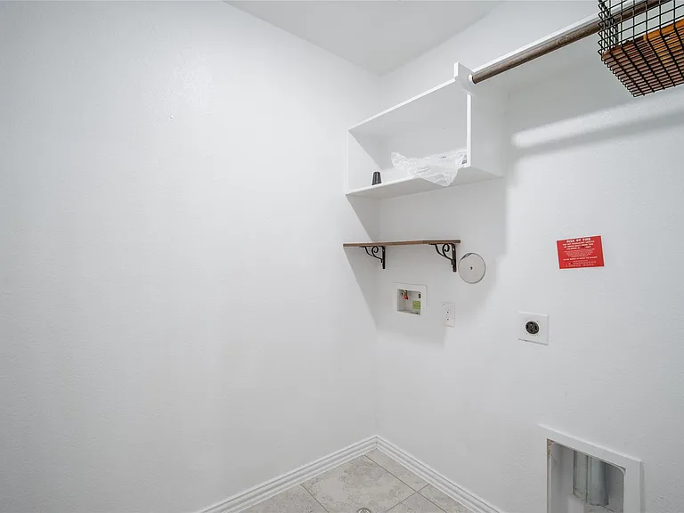 1634 Ryon Falls Dr — Photo 23
