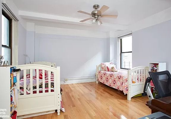 3rd image of 425 E 86th St APT 3F