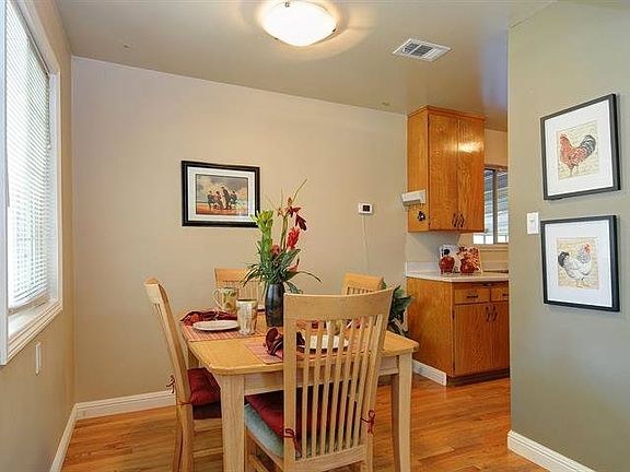 3rd image of 5288 Amelia Dr